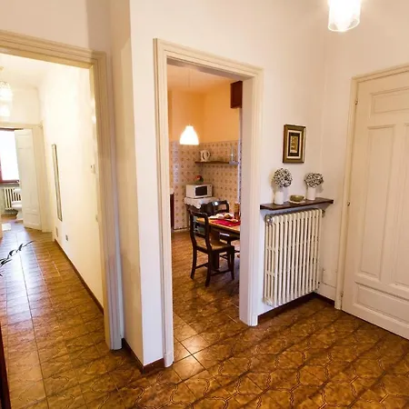 Sleeps 5 Διαμέρισμα Monvalle